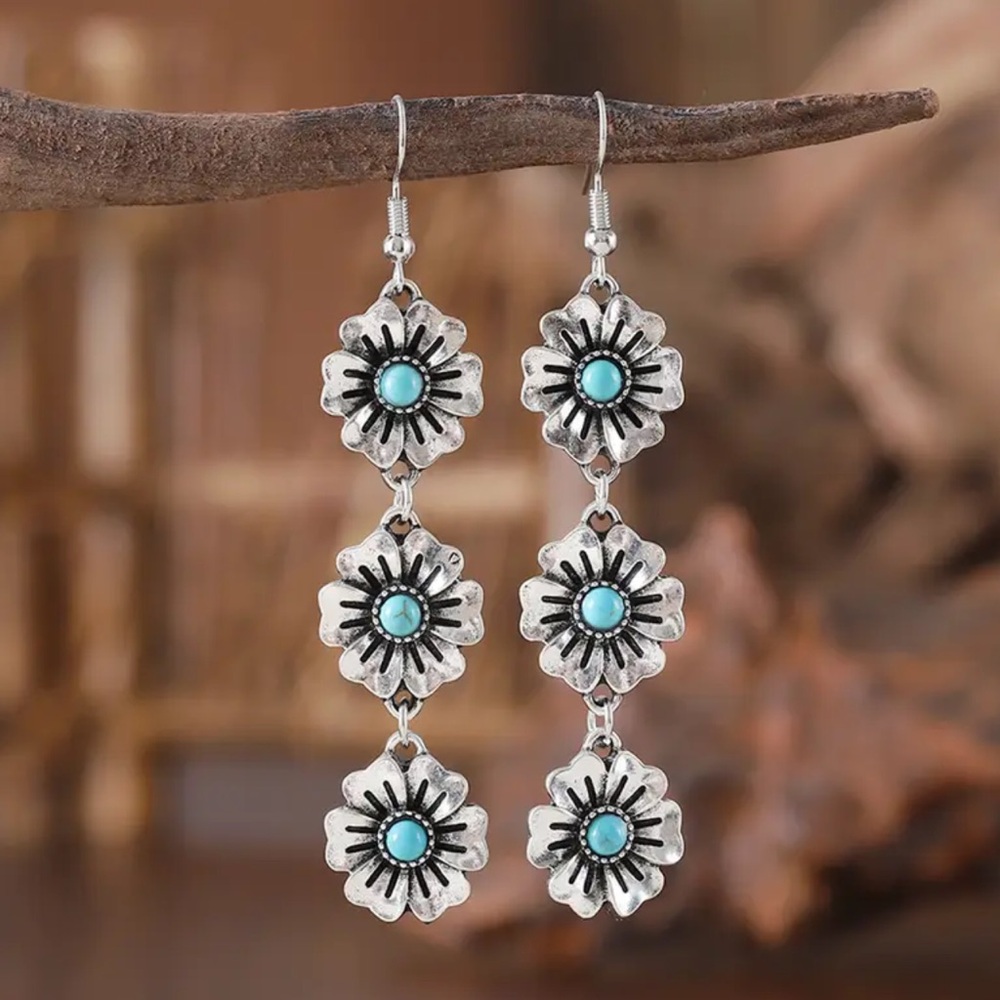 NWOT - Silver and Turquoise Floral Drop Earrings